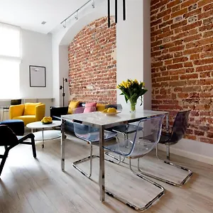 https://apartament-rynek.hotelswroclaw.com